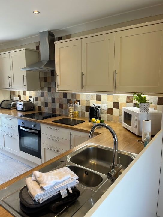 Orchard View - kitchen